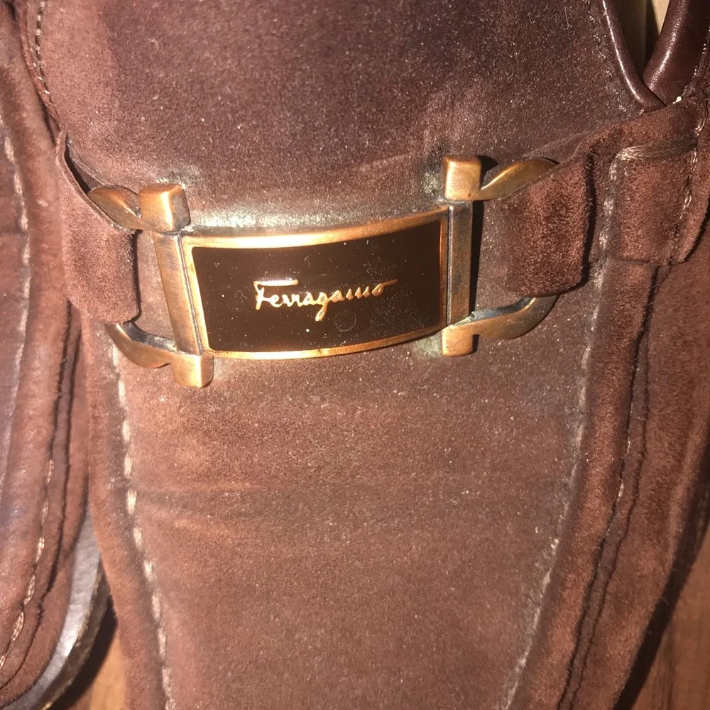 Salvatore Ferragamo Shoes Women’s Size 8.5 Women’s Brown Suede Loafers - Picture 11 of 12